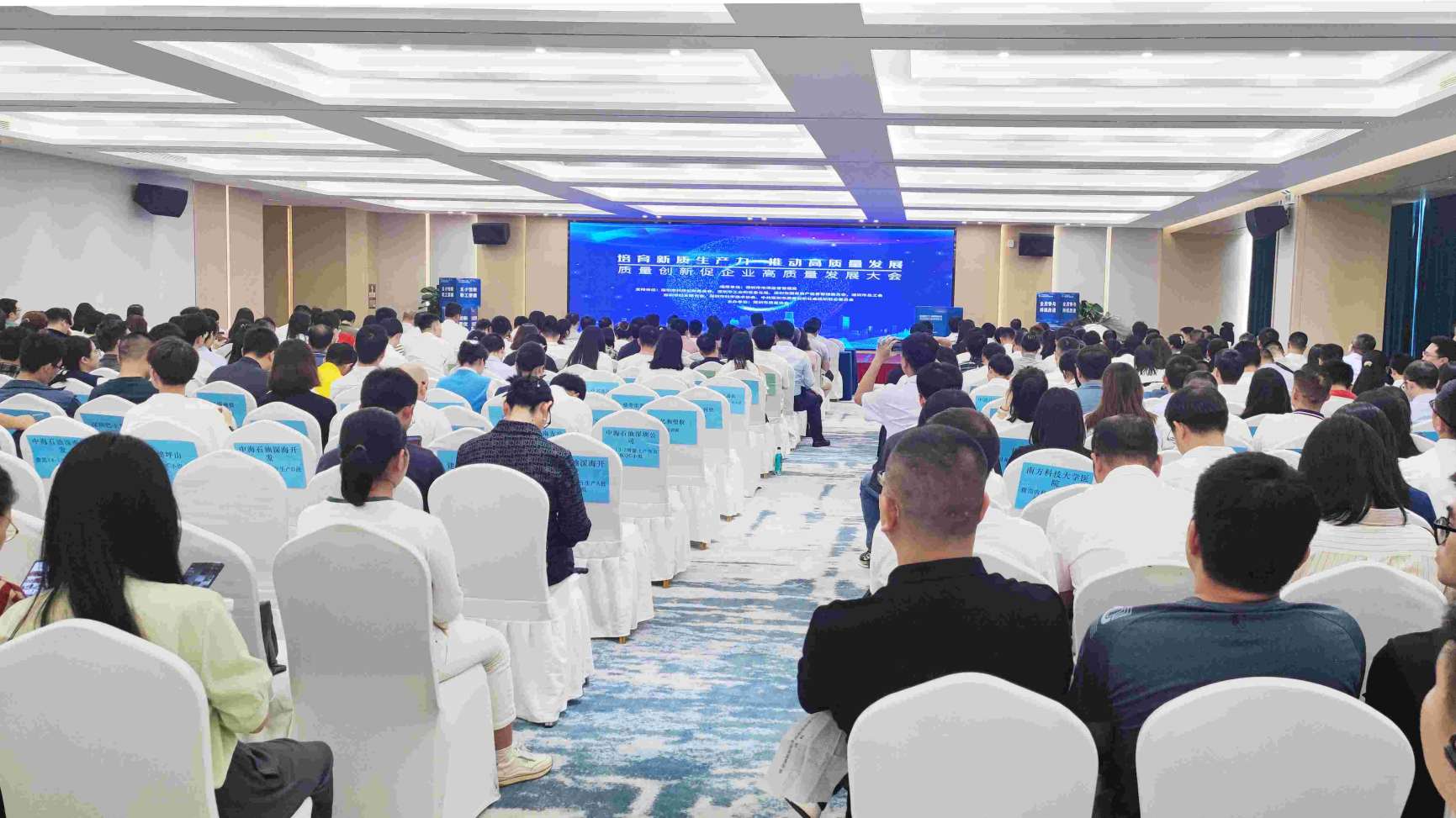 YIBOÒÚ²©µç¾º